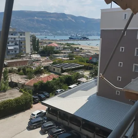 Apartmán Rruga Sazan Pran Kraal